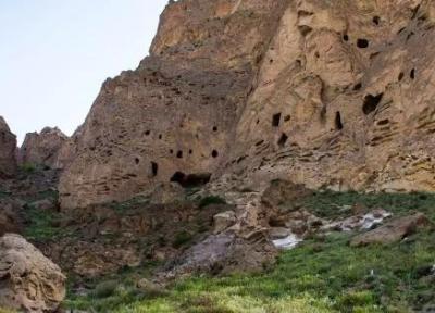 غارهای سنگی کافر کلی؛ شگفتی اسرارآمیز مازندران غارهای سنگی کافر کلی؛ شگفتی اسرارآمیز مازندران